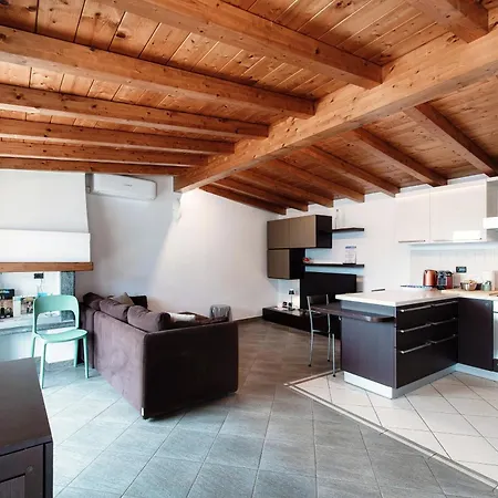 La Colonghera By Quokka 360 - Flat On 아파트 카라테우리오